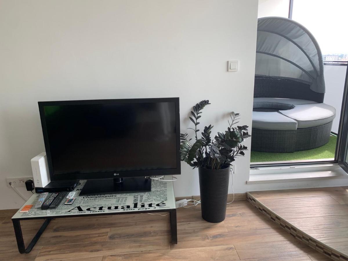 Apartament Skyscrapper Z Widokiem Na Panorame Warszawy Warsawa Bagian luar foto
